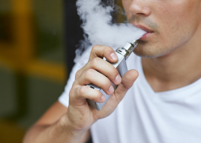 Tentang Bahaya Vaping: Apakah Vape Benar-Benar Lebih Aman dari Rokok?