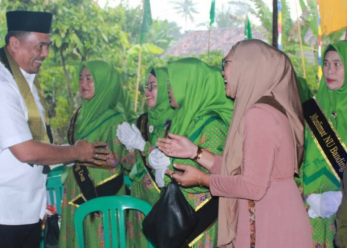 Bupati Abusama Hadiri Pengajian Akbar ke-76 dan Peringatan Isra Mi’raj di Sipatuhu II