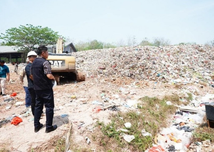 Pemkab OKU Timur Mulai Ubah Sampah Menjadi Pupuk