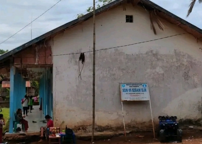  Kondisi SDN Lima Keban Agung Rusak Parah