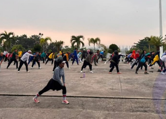 Pemkab OKU Selatan Gelar Senam Sehat ASN OKUS Berjaya, Wujudkan Aparatur yang Sehat dan Produktif