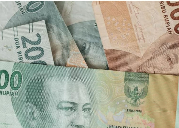 Rupiah Ditutup Menguat Sore Ini, Bagaimana Proyeksi Esok Hari?