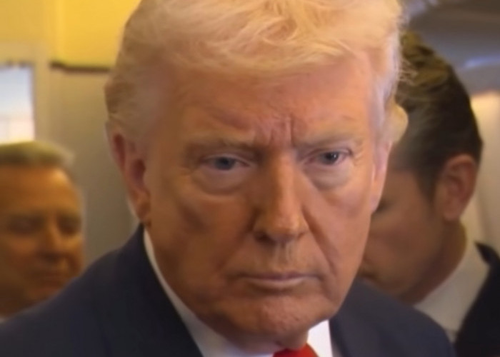 Donald Trump Tuduh Iran Dalangi Serangan ke Sekolah Putri di Minab