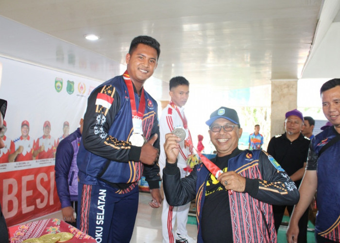 Cabor Angkat Besi OKU Selatan Sumbang 3 Emas, 6 Perak, dan 1 Perunggu di PORPROV XV Sumsel