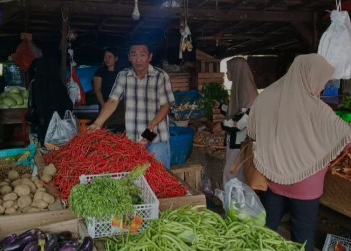 Pemkab OKU Selatan Pantau Harga Kebutuhan Pokok di Pasar Saka Selabung