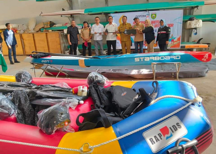 Alhamdulilah, Alet Arung Jeram OKU Selatan Terima Bantuan Perahu dari Gubernur Sumsel