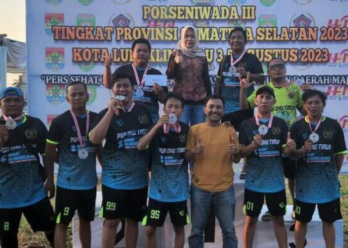 Tim Mini Soccer PWI OKUTimur Raih Juara II di Porseniwada
