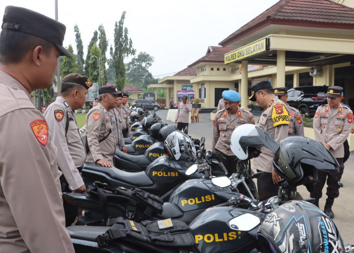 Cek Kendaraan dan Senjata Dinas, Polres OKU Selatan Siap Mengamankan Pemilu Serentak Tahun 2024  