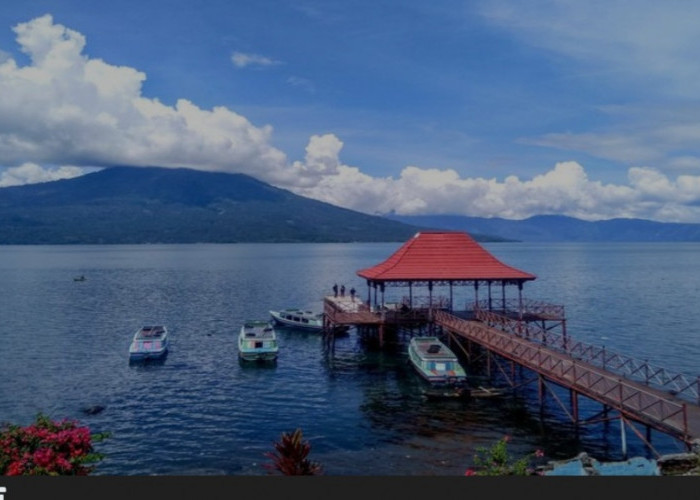 Legenda Danau Ranau: Kisah Pohon Haru dan Sepasang Naga