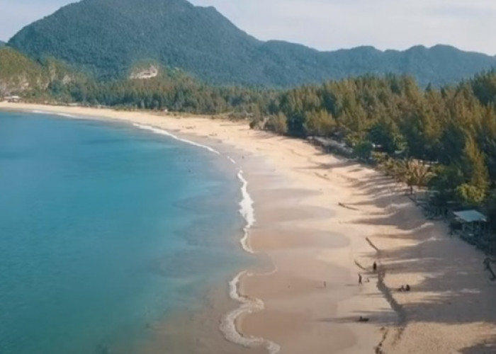 Pantai Lampuuk, Surga Pantai yang Menakjubkan di Tanah Rencong Aceh