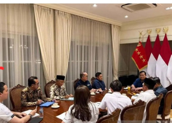 Prabowo Instruksikan Pembangunan Hunian Layak untuk Warga Bantaran Rel Senen