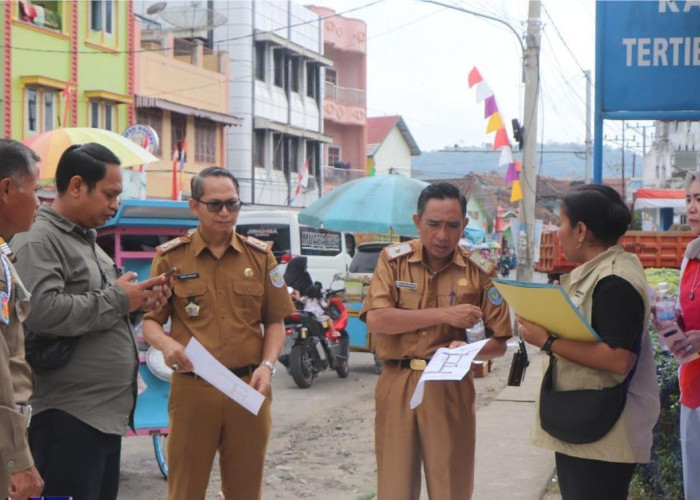 Asisten III Pimpin Survey Lapangan untuk Kegiatan Jalan Sehat dan Senam Sehat, Pastikan Jalur Aman