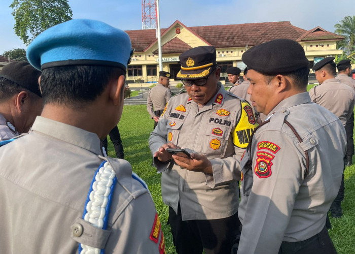 WAH! Pemeriksaan HP Personil Polres OKUS Terkait Aplikasi Judi Online dan Pinjaman Online