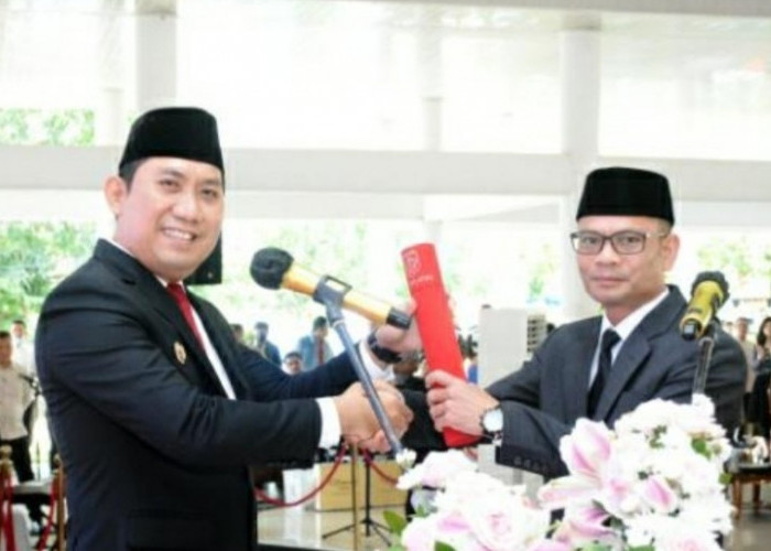 Rahmatullah, S.STP.MM Dilantik Sebagai Sekretaris Daerah OKU Selatan oleh Bupati Popo Ali M B Comm.
