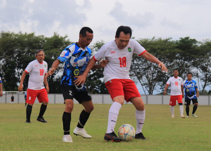 Adu Tanding Bersama Tim Wabup OKUT, Wako Prabumulih Menang Tipis Skor 3-2