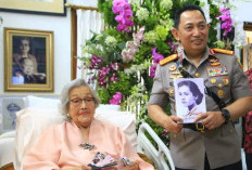 Meriyati Hoegeng, istri Jenderal Hoegeng, wafat pada usia 100 tahun