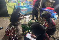 Jelang Ramadhan 2026, Polda Sumsel Sita 523 Botol Miras dari Berbagai Warung di Palembang