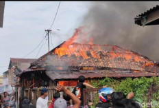 Kebakaran Rumah Bikin Heboh Warga