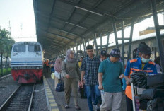 Lonjakan Permintaan Tiket Kereta Api di Palembang Jelang Imlek 2026