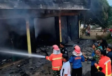 DPKP Kabupaten OKU Selatan Pasang Spanduk Imbauan Waspada Kebakaran